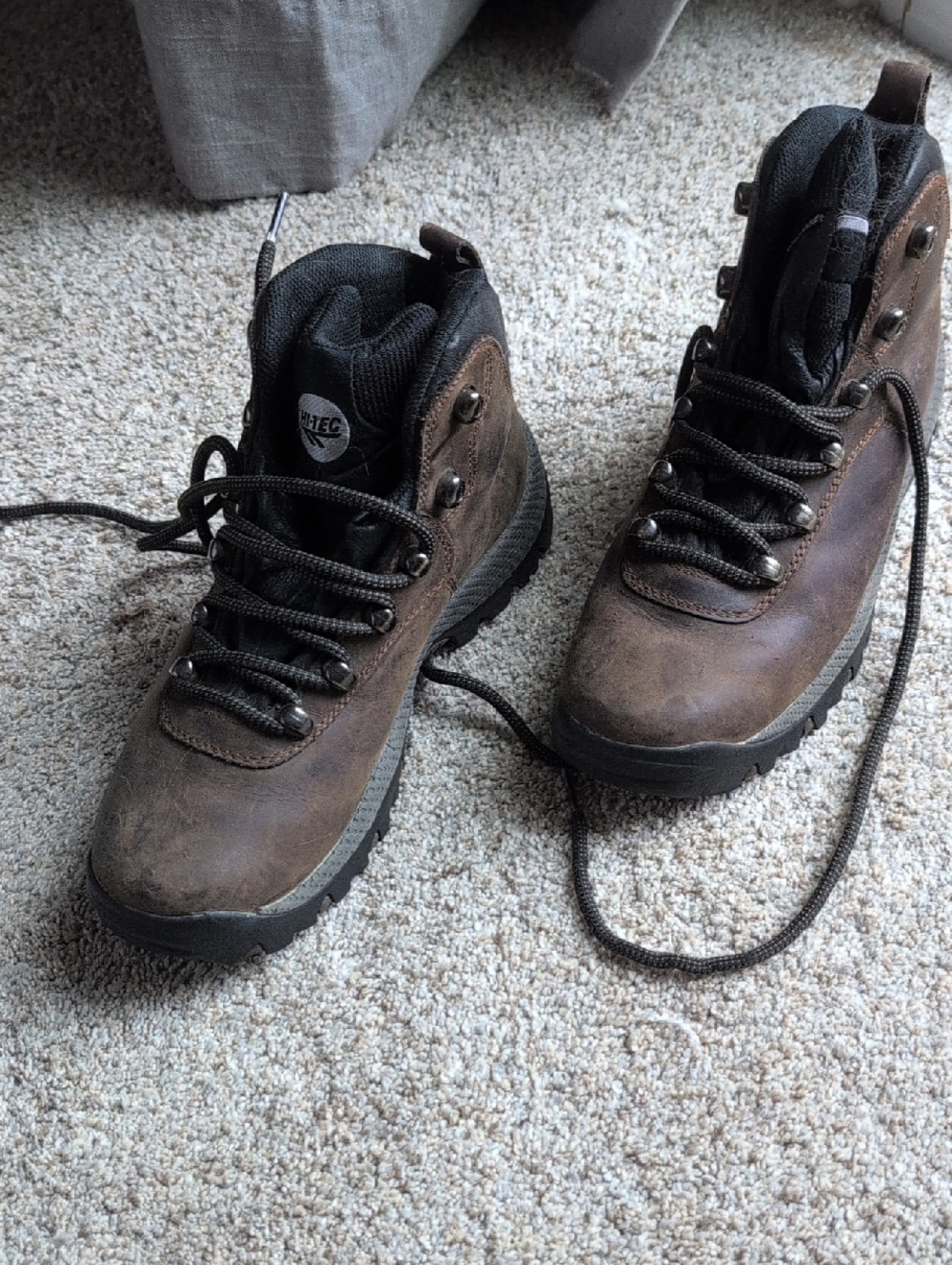 Hi-Tec Brown and Black Lace-Up Women's Hiking Boots